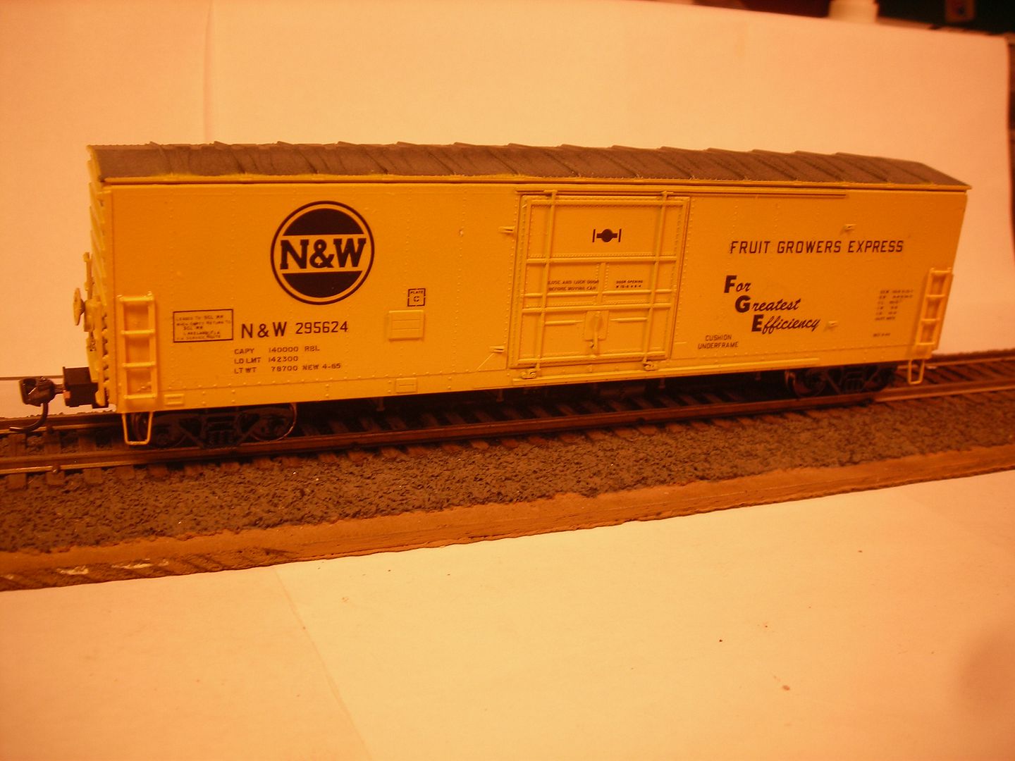 WPF 08/10 TO 08/12/12 Model Railroader Magazine Model Railroading